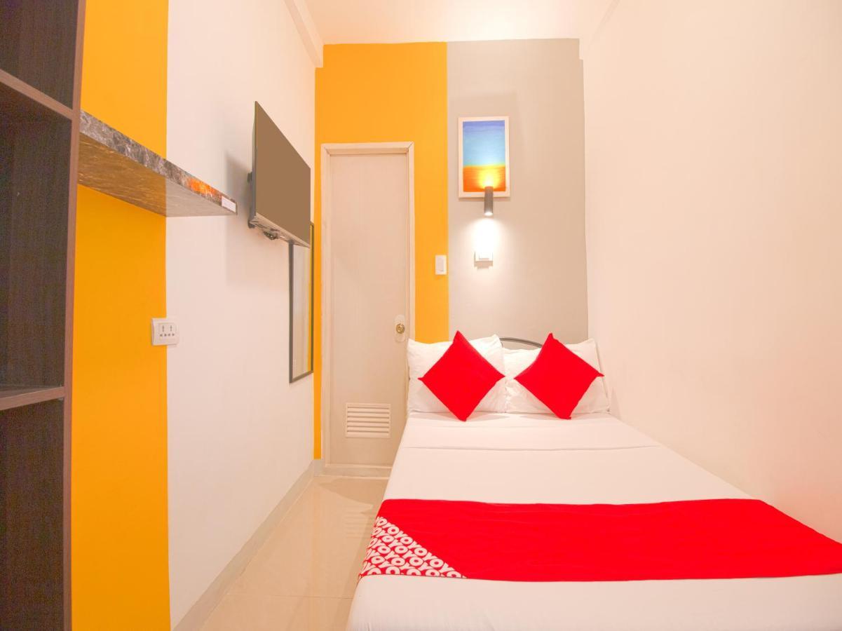 Hometel Barrio House Mactan Lapu-Lapu City Exterior foto