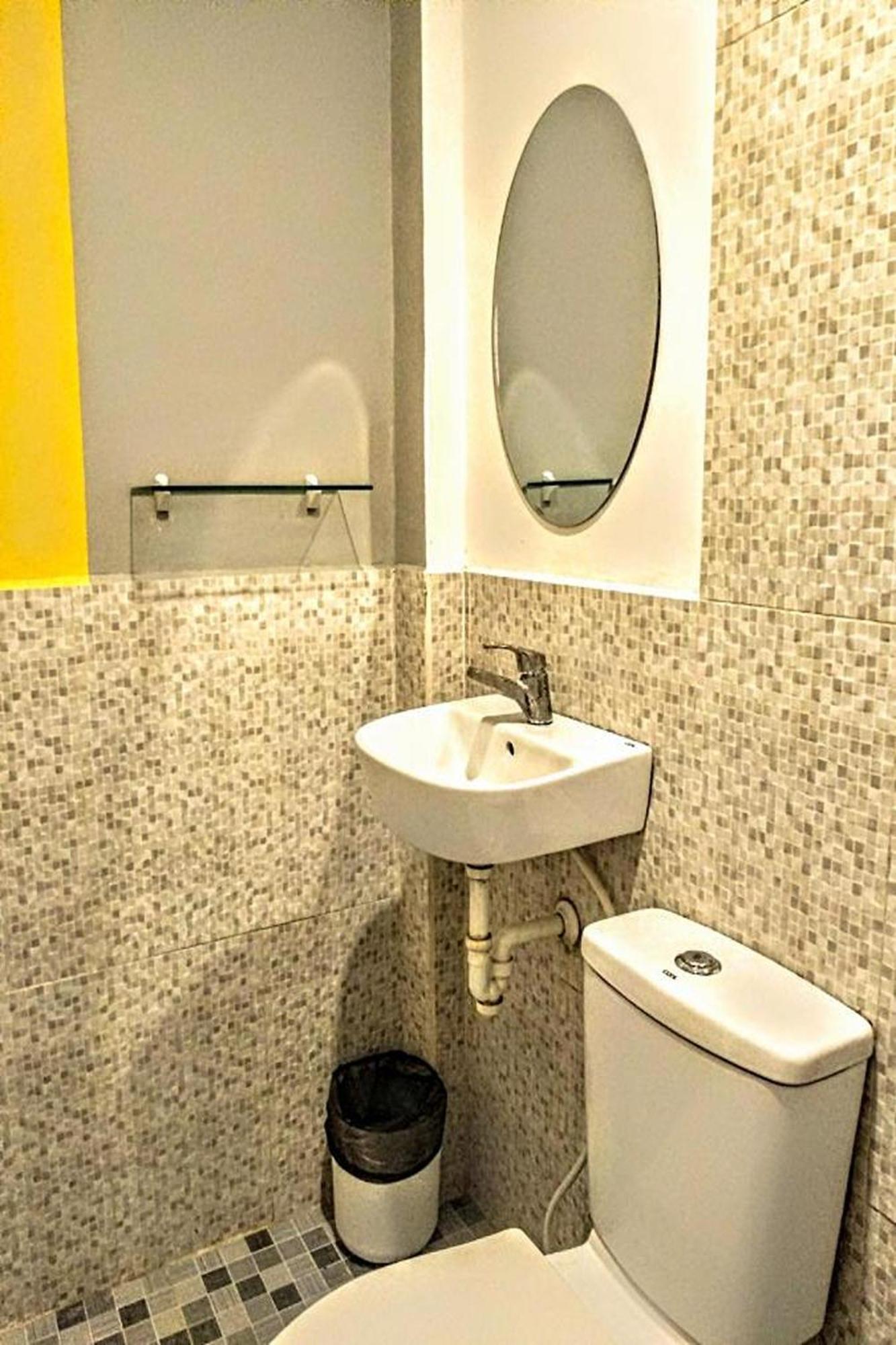 Hometel Barrio House Mactan Lapu-Lapu City Exterior foto